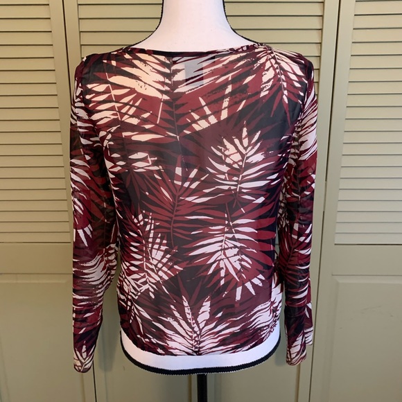 Beautiful Palm Pattern Silk Blouse - Picture 5 of 14